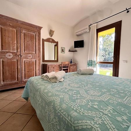 Annunziata  Hotel I Menhirs מראה חיצוני תמונה
