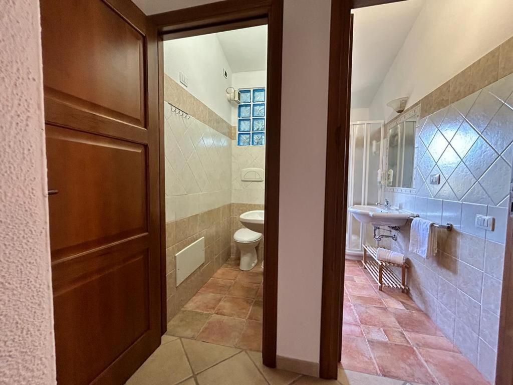 Annunziata  Hotel I Menhirs מראה חיצוני תמונה