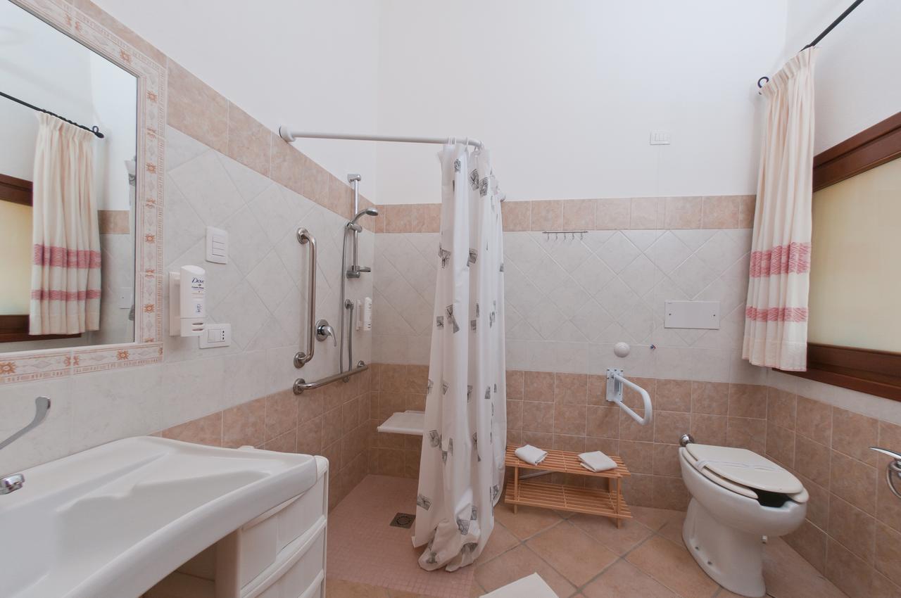 Annunziata  Hotel I Menhirs מראה חיצוני תמונה